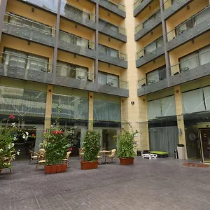 Hotel Ramada By Wyndham Downtown